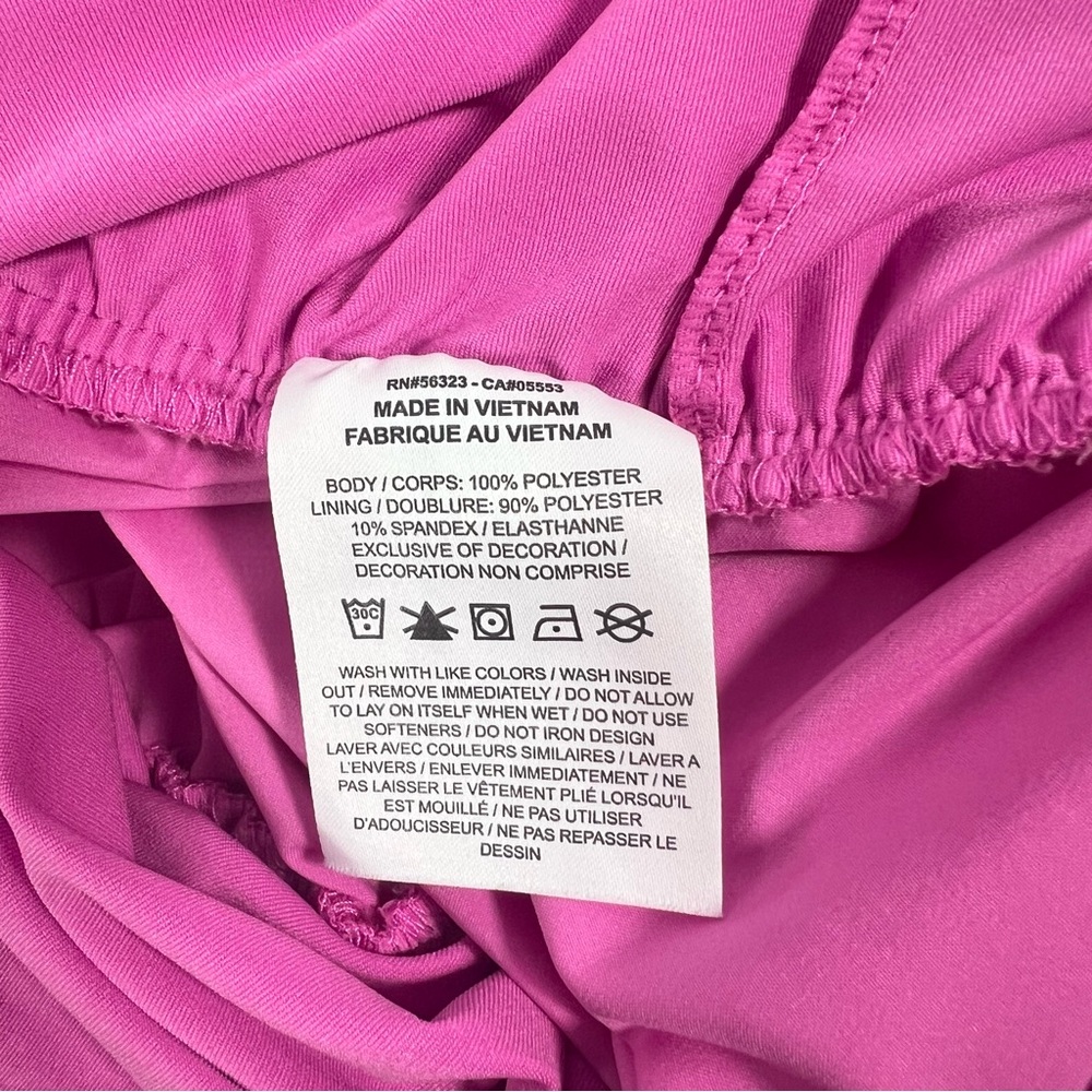 Nike Women's Vibrant Pink Athletic Shorts - Picture 5 of 8